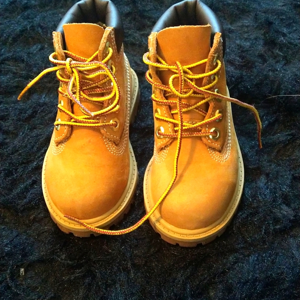 Toddler shoes